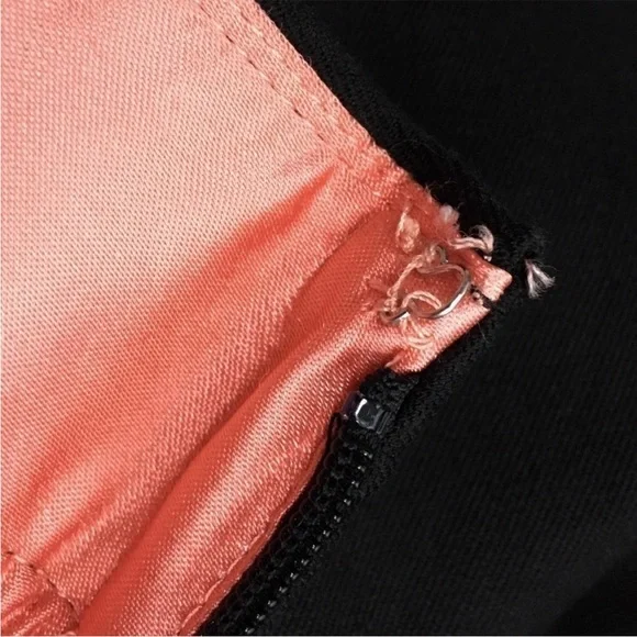 BANANA REPUBLIC Sloan Pencil Skirt Black Sailor Buttons Minimalist Size 8 NWT - Picture 12 of 13